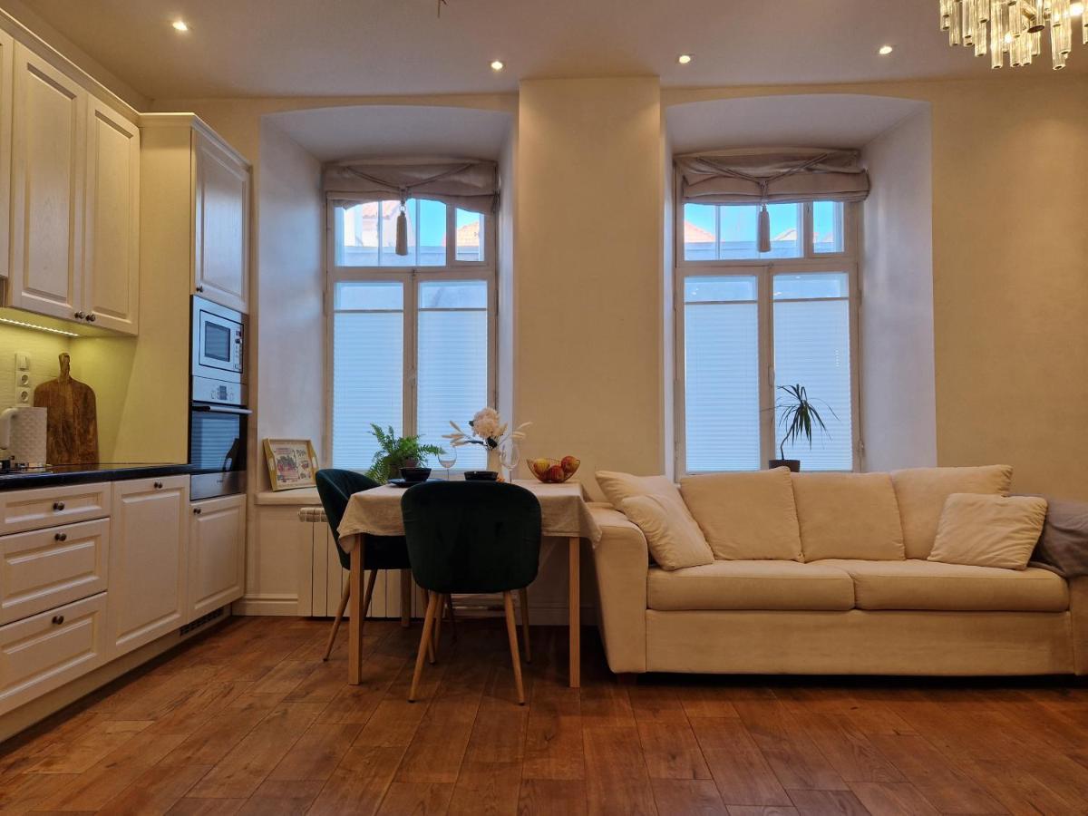 Lovely Apartment In Tallinn Old Town Zewnętrze zdjęcie